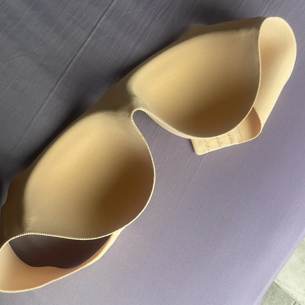Felina Invisible Seamless Strapless Nude Beige Molded Bra 36B